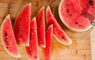 吃瓜变吃糖,甜蜜转变的美食之旅